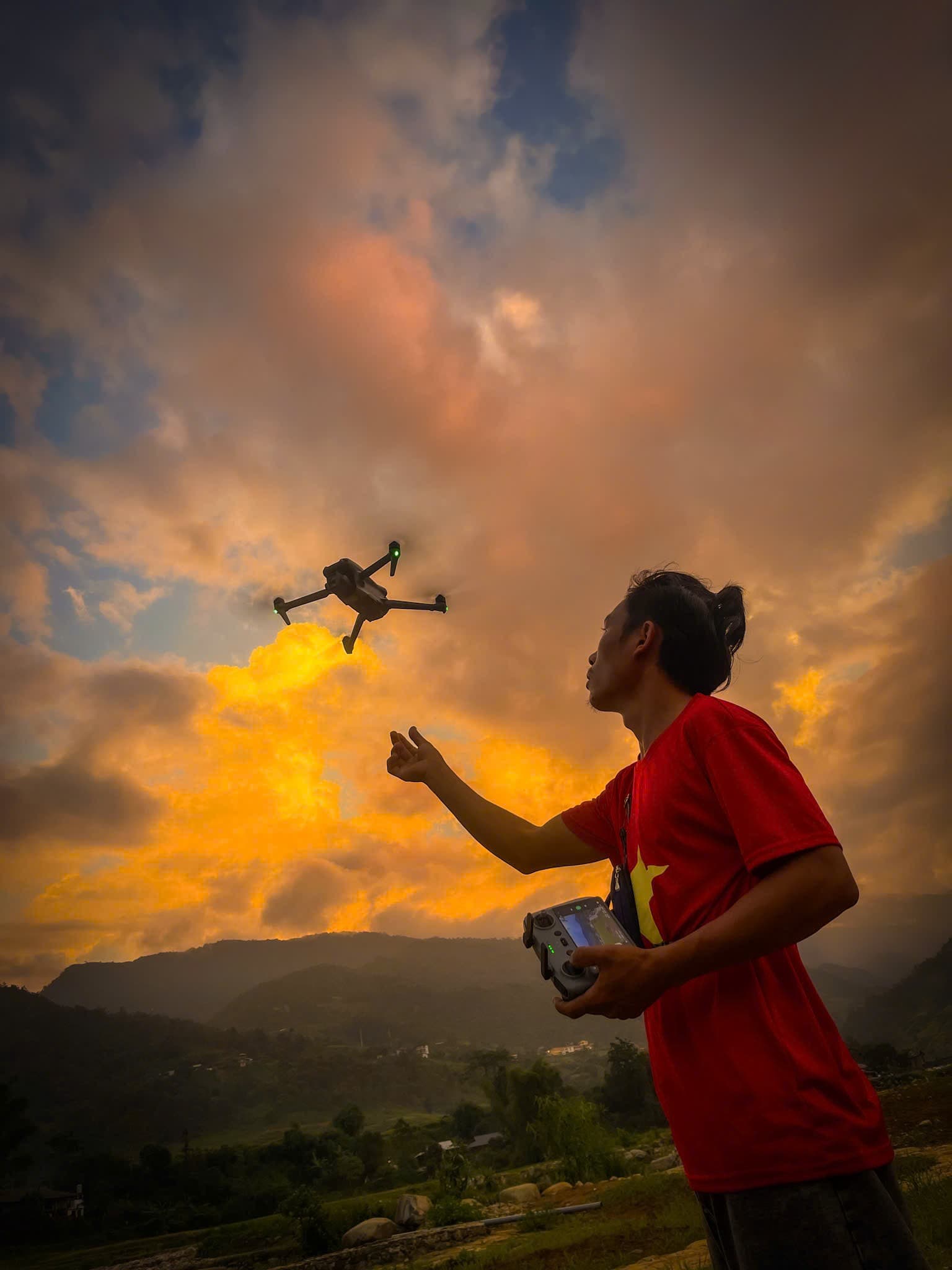 Phi công Khang Dùng selfie