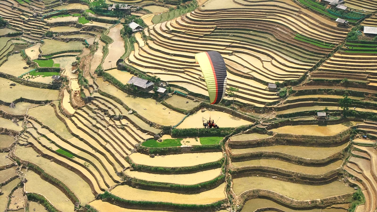 Khoảnh khắc tại điểm bay
