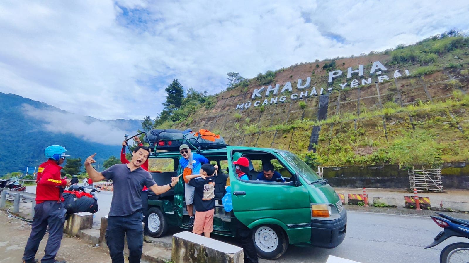 Tới điểm bay dù lượn Khau Phạ từ Nghĩa Lộ, Tú Lệ và Mù Cang Chải