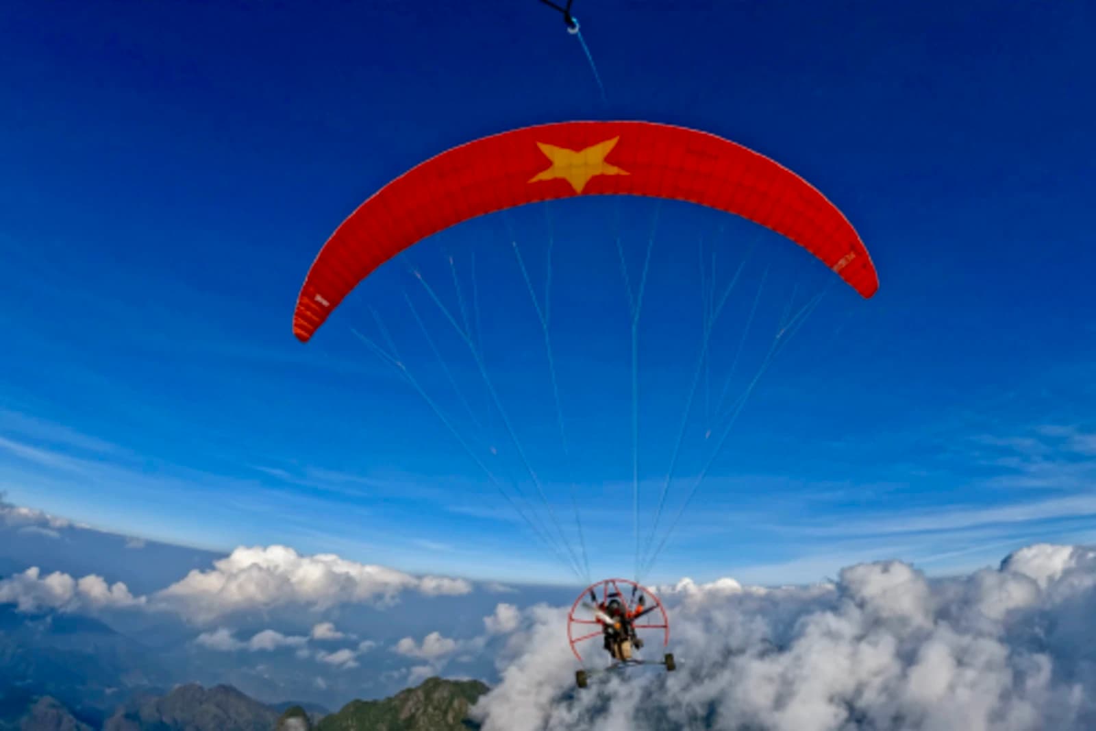 Các loại mây phi công dù lượn cần nhận biết