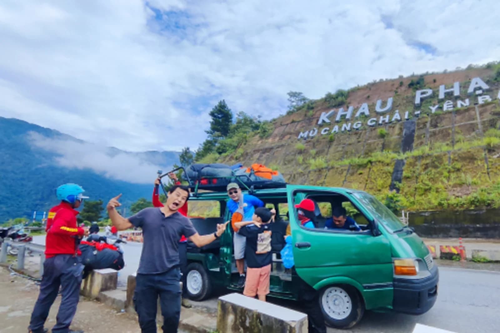Tới điểm bay dù lượn Khau Phạ từ Nghĩa Lộ, Tú Lệ và Mù Cang Chải