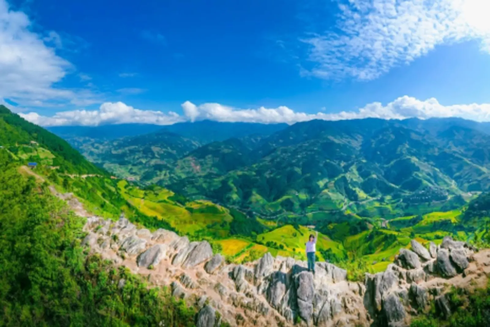 Sống Lưng Khủng Long Mù Cang Chải: đường lên, góc ngắm