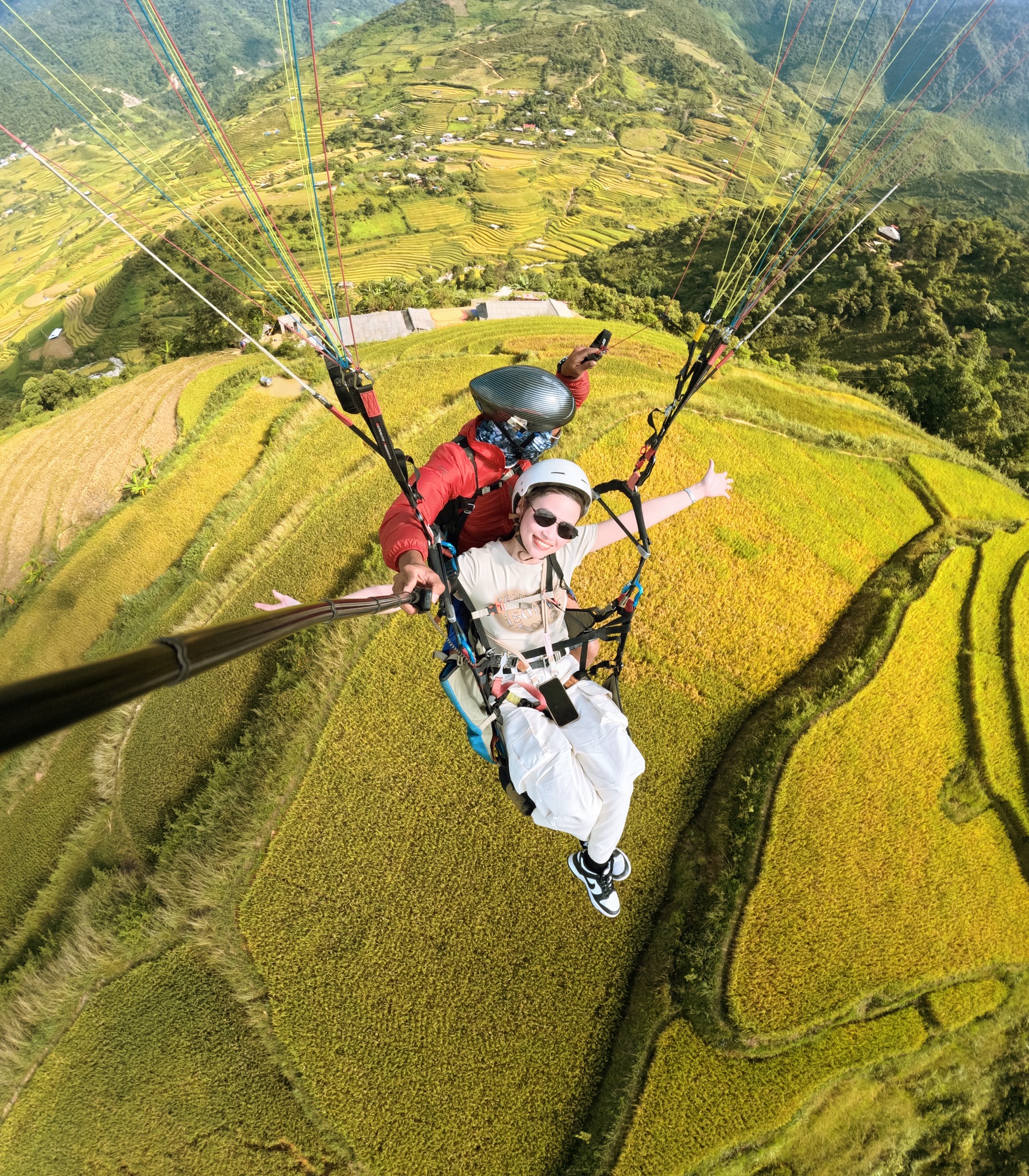 Ruộng bậc thang Mù Cang Chải nhìn từ trên không